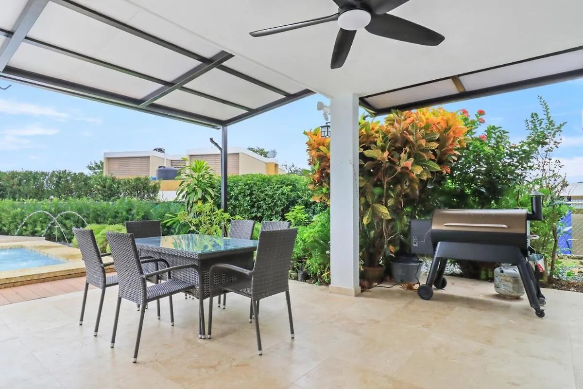 Feriehus Beautiful Home In San Juan Guaynabo