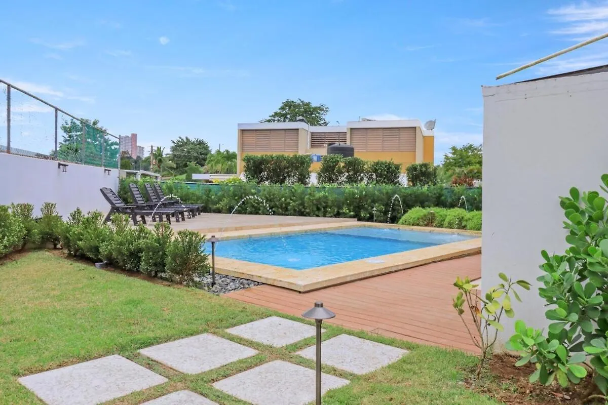 Feriehus Beautiful Home In San Juan Guaynabo