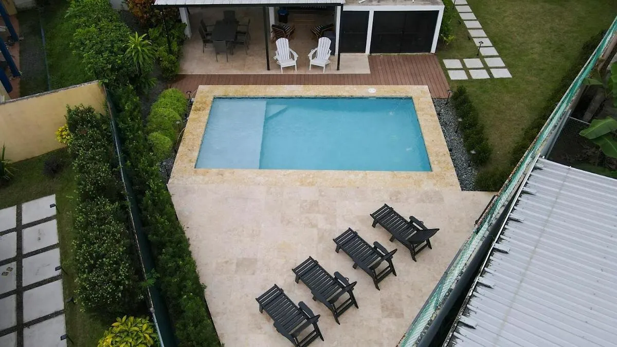Beautiful Home In San Juan Guaynabo Feriehus