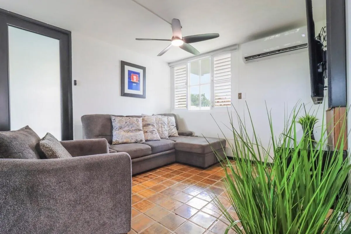 Feriehus Beautiful Home In San Juan Guaynabo