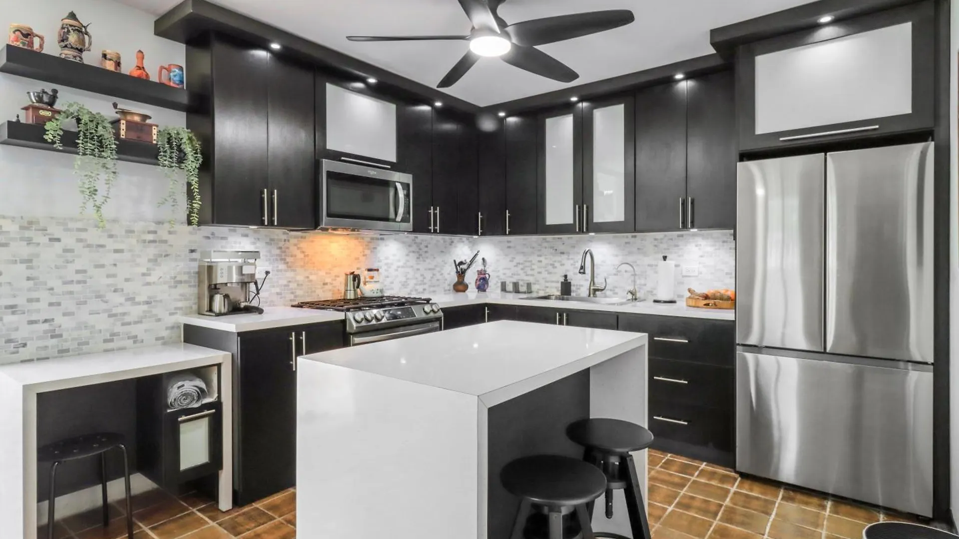 Feriehus Beautiful Home In San Juan Guaynabo